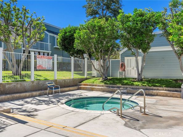 6000 Bixby Village Drive 1, Long Beach CA 90803