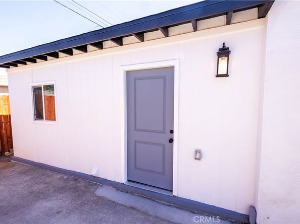 7710 S Halldale Avenue, Los Angeles CA 90047