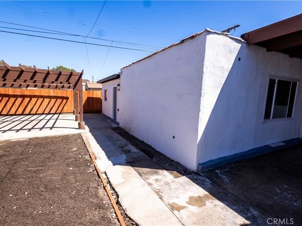 7710 S Halldale Avenue, Los Angeles CA 90047