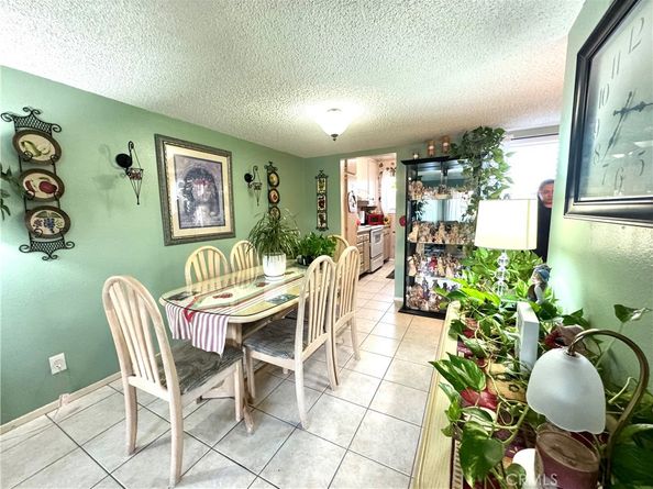619 N Bristol Street 17, Santa Ana CA 92703