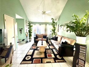 619 N Bristol Street 17, Santa Ana CA 92703