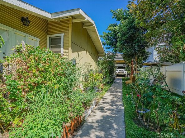 119 W Valencia Drive, Fullerton CA 92832