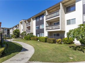 12200 Montecito Rd D104, Seal Beach CA 90740