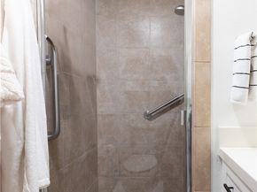 12200 Montecito Rd D104, Seal Beach CA 90740