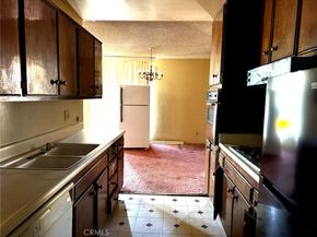 360 S Kenmore 302, Los Angeles CA 90020