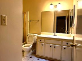 360 S Kenmore 302, Los Angeles CA 90020