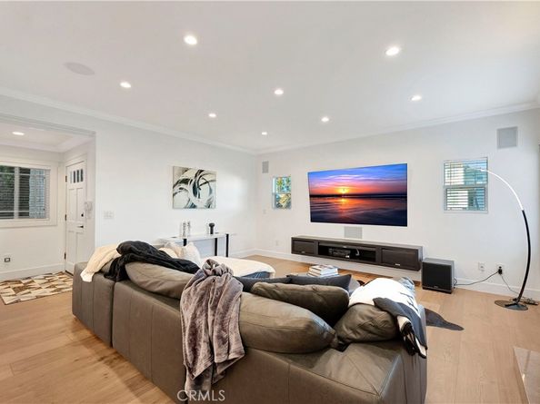 743 W 27th, San Pedro CA 90731