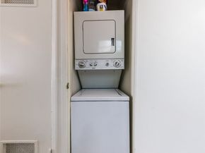 1237 E 6th Street 110, Long Beach CA 90802