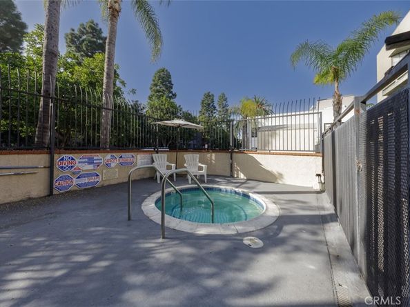 1237 E 6th Street 110, Long Beach CA 90802