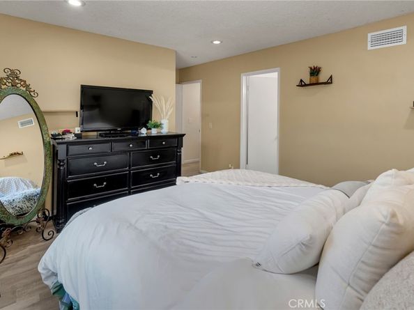 3357 Pasadena Avenue 39, Long Beach CA 90807