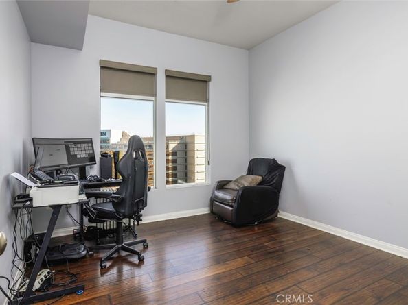 388 E Ocean 1614, Long Beach CA 90802