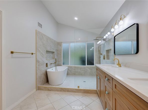 500 S Calle De Casas, Anaheim CA 92807