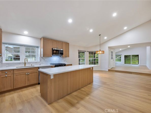 500 S Calle De Casas, Anaheim CA 92807