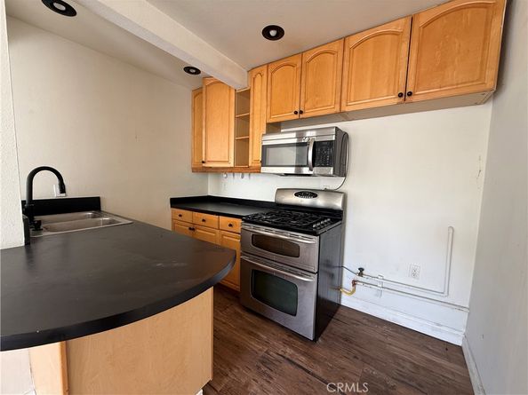 2586 Lake View, Los Angeles CA 90039