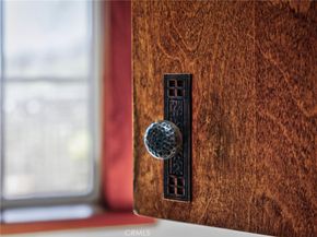 3950 De Longpre Avenue, Los Angeles CA 90027