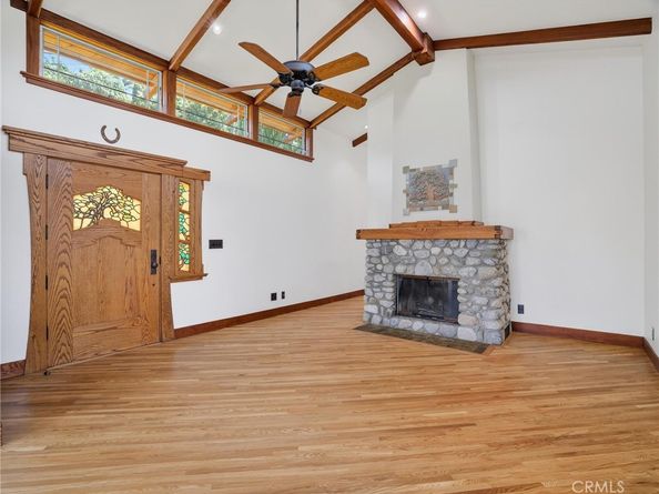 3950 De Longpre Avenue, Los Angeles CA 90027