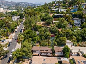 3950 De Longpre Avenue, Los Angeles CA 90027