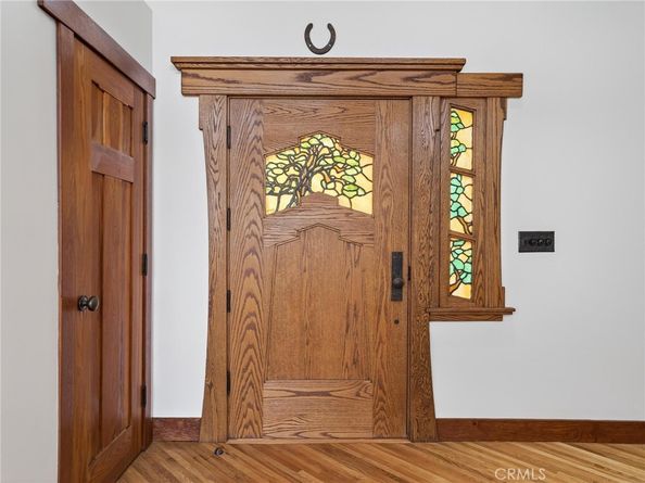 3950 De Longpre Avenue, Los Angeles CA 90027