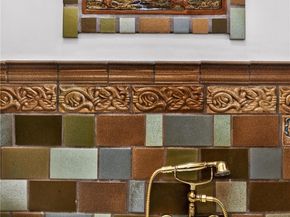 3950 De Longpre Avenue, Los Angeles CA 90027