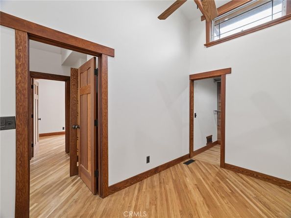 3950 De Longpre Avenue, Los Angeles CA 90027