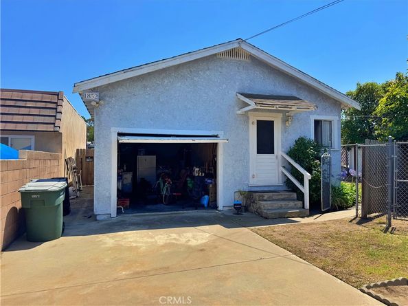 1852 260th Street, Lomita CA 90717