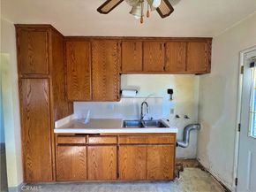 1852 260th Street, Lomita CA 90717