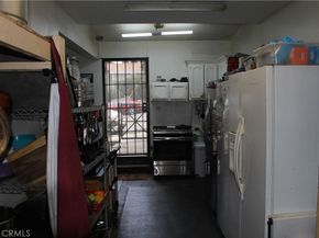 6035 Mesa, Los Angeles CA 90042