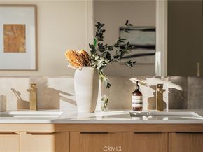 1919 Seigneur Avenue, Los Angeles CA 90032