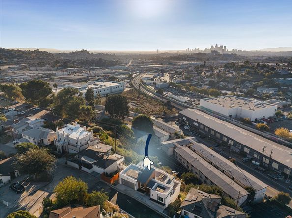 1919 Seigneur Avenue, Los Angeles CA 90032