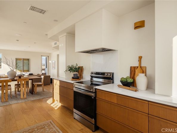 1919 Seigneur Avenue, Los Angeles CA 90032