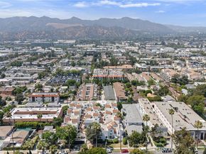 1340 Glenwood Road 28, Glendale CA 91201