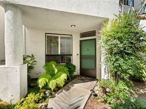 1340 Glenwood Road 28, Glendale CA 91201