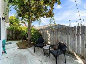 1340 Glenwood Road 28, Glendale CA 91201