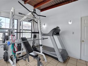 806 W 132nd, Gardena CA 90247