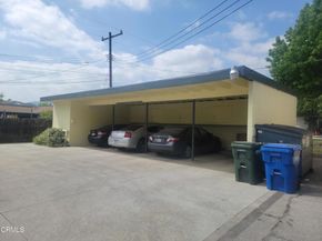 637 W Altadena Drive, Altadena CA 91001