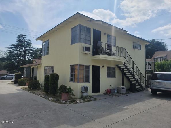 637 W Altadena Drive, Altadena CA 91001