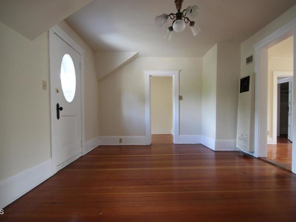 166 Dearborn Street, Pasadena CA