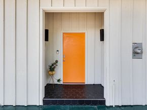 877 Hillcrest Drive, Pomona CA 91768