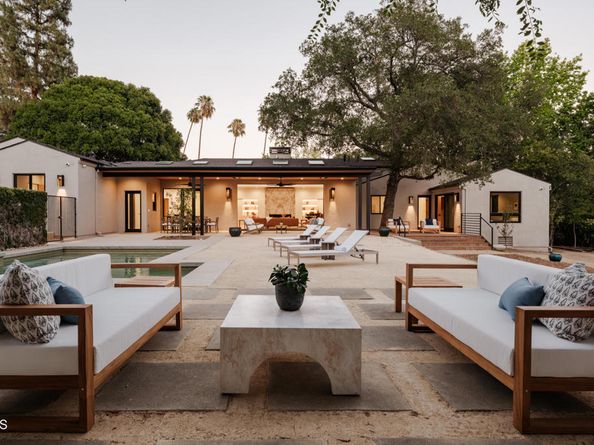 1905 Midlothian Drive, Altadena CA 91001
