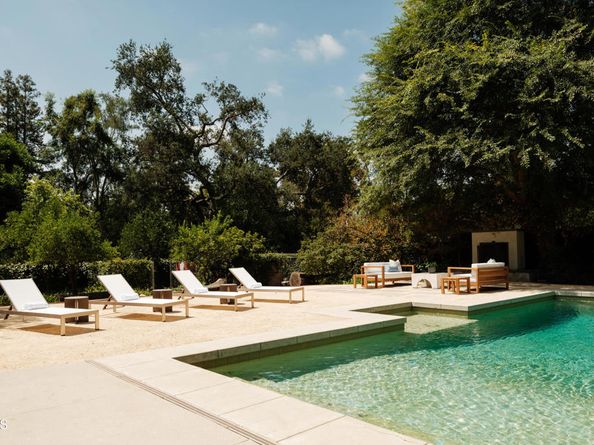 1905 Midlothian Drive, Altadena CA 91001