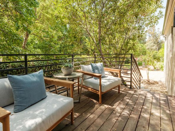 1905 Midlothian Drive, Altadena CA 91001