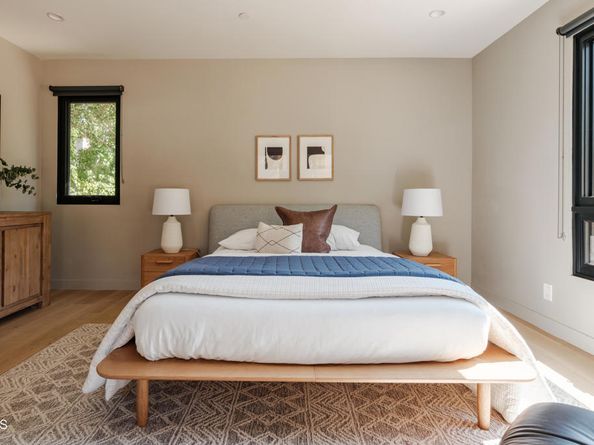 1905 Midlothian Drive, Altadena CA 91001