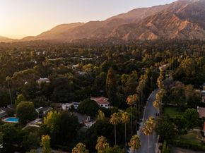 1905 Midlothian Drive, Altadena CA 91001