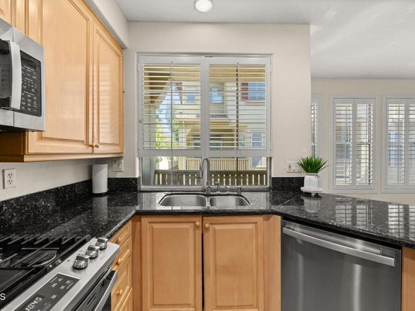 489 W Summerfield Circle, Anaheim CA 92802