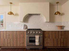 6234 Scenic Avenue, Los Angeles CA 90068