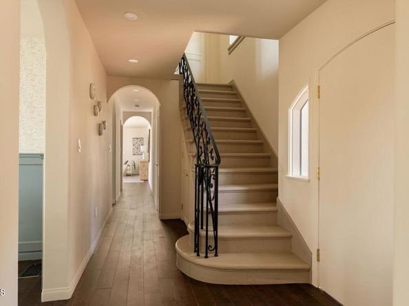 6234 Scenic Avenue, Los Angeles CA 90068