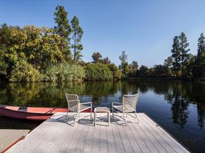 1256 Club House Drive, Pasadena CA 91105