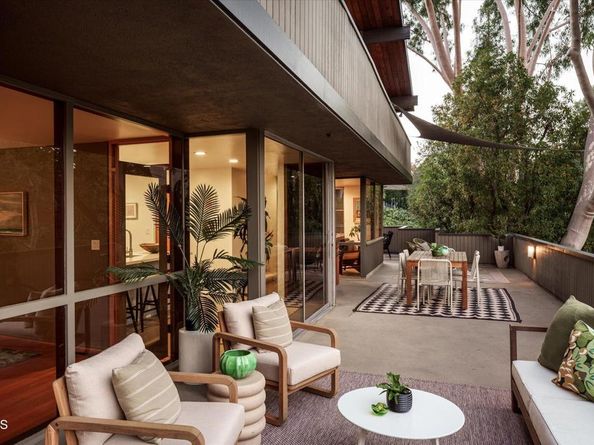 1256 Club House Drive, Pasadena CA 91105