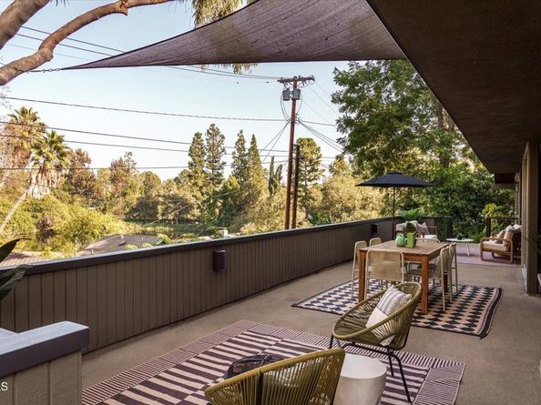 1256 Club House Drive, Pasadena CA 91105