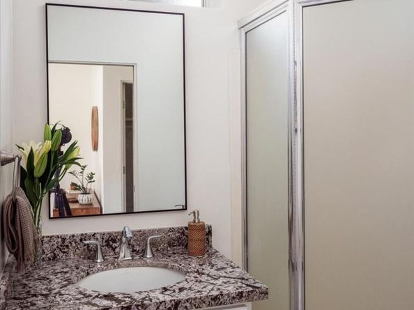 1256 Club House Drive, Pasadena CA 91105